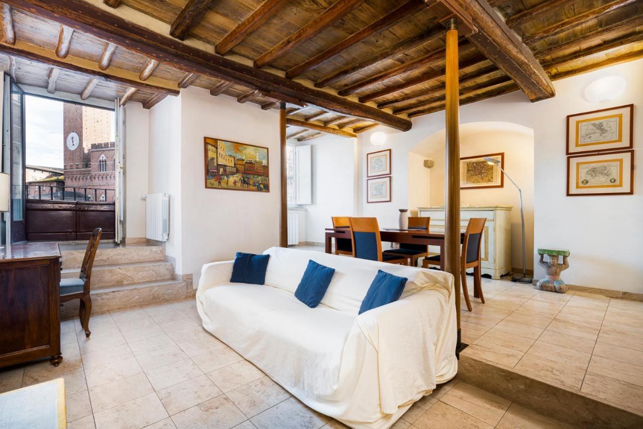 The Balcony Suite - Affaccio Su Piazza Del Campo Siena Exterior photo