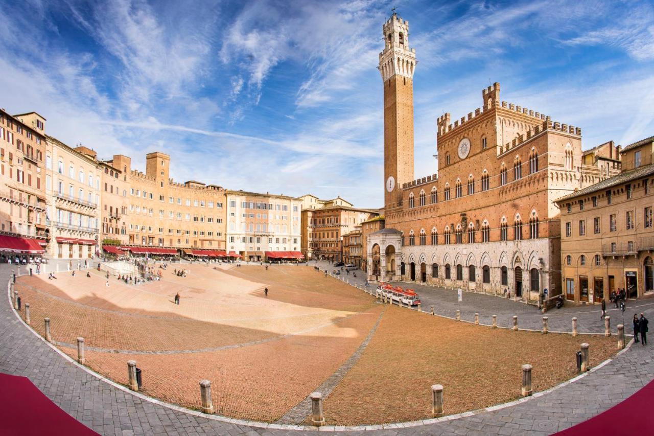 The Balcony Suite - Affaccio Su Piazza Del Campo Siena Exterior photo