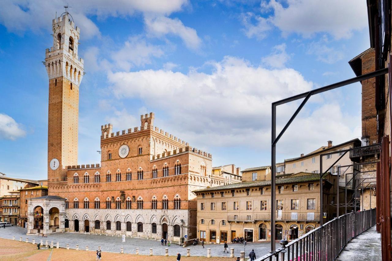 The Balcony Suite - Affaccio Su Piazza Del Campo Siena Exterior photo