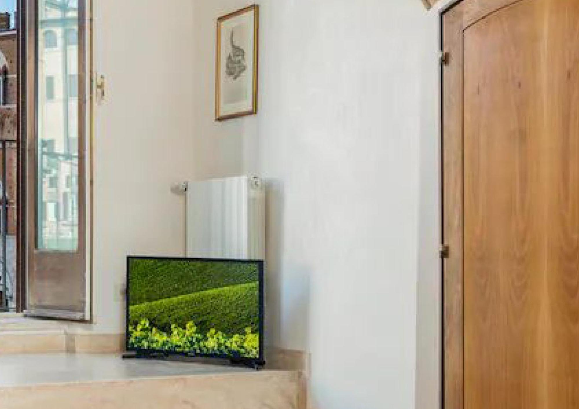The Balcony Suite - Affaccio Su Piazza Del Campo Siena Exterior photo