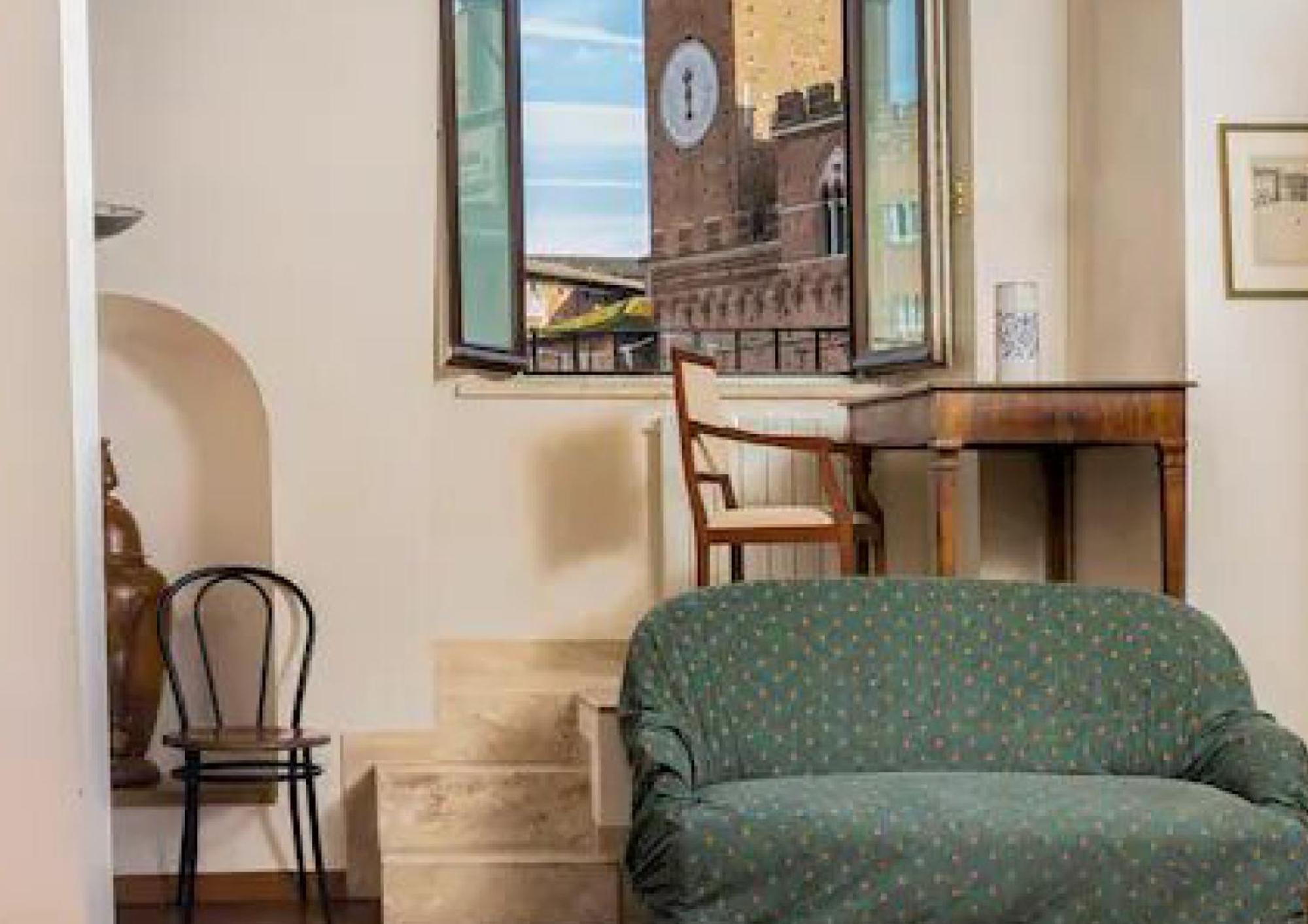 The Balcony Suite - Affaccio Su Piazza Del Campo Siena Exterior photo